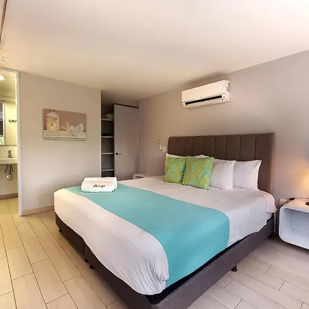 Apartment Edificio Faro En El Laguito, *