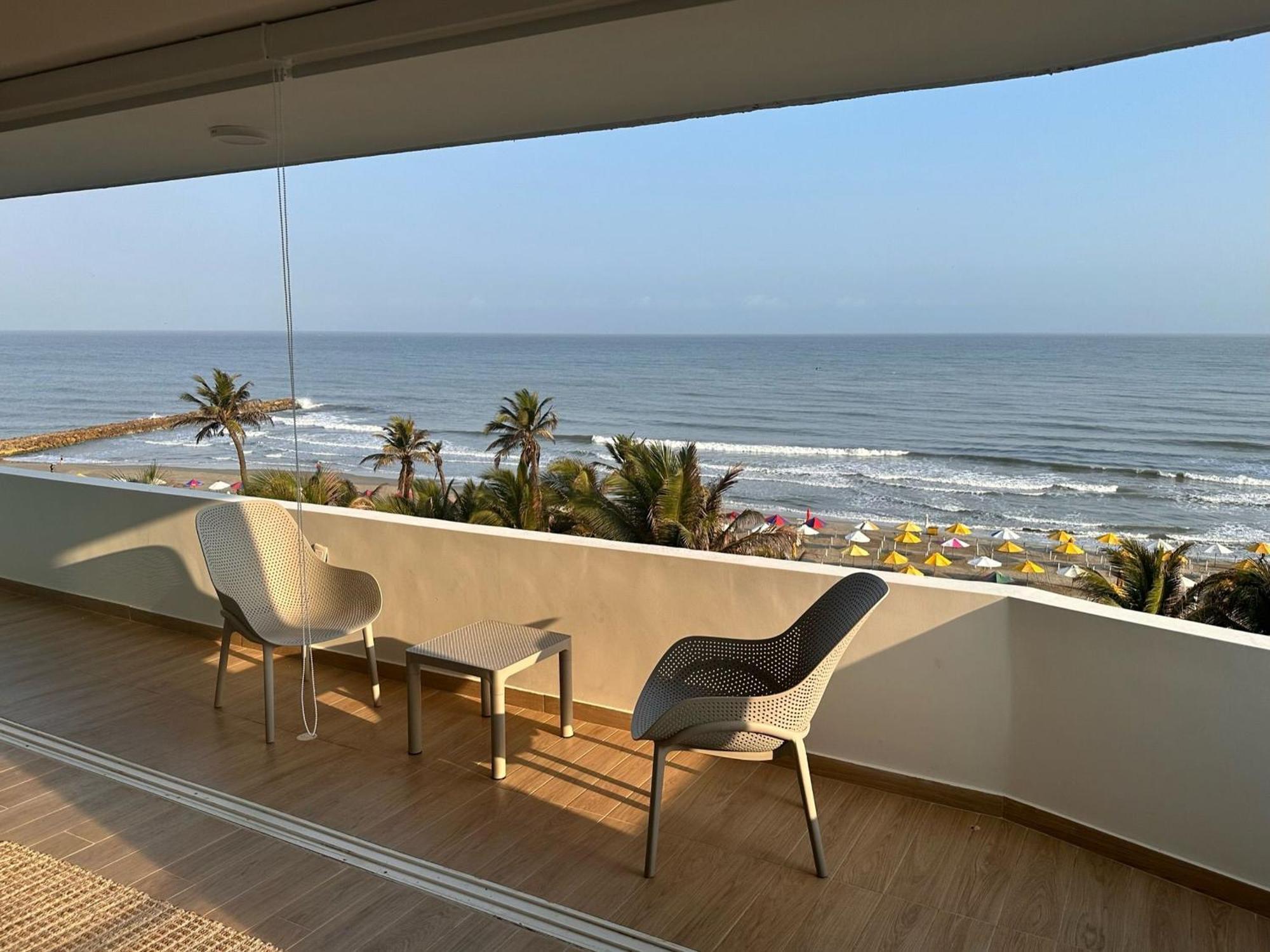 U-go Edificio Faro En El Laguito, * Cartagena