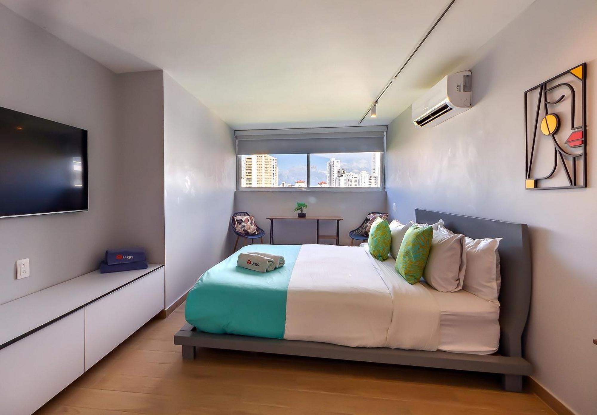 U-go Edificio Faro En El Laguito, *