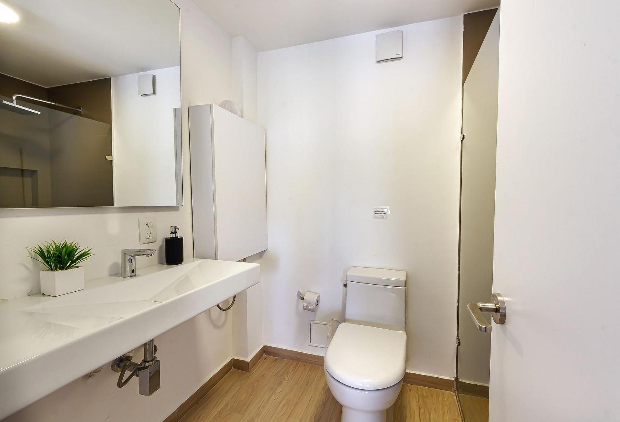 U-go Edificio Faro En El Laguito, * Cartagena